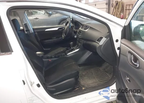 2017 Nissan Sentra S z USA, uszkodzony, nr VIN 3N1AB7AP6HY326487